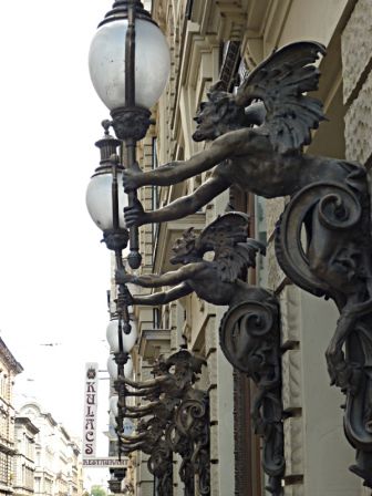 buda4.JPG